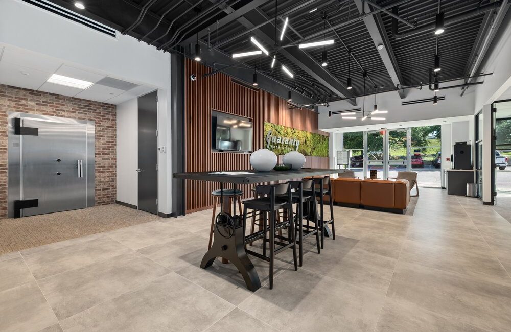 Guaranty Bank & Trust - Lakeway